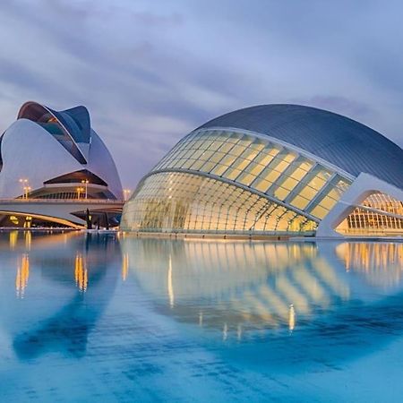 Valencia Las Artes Y Ciencias + Garaje + Netflix Buitenkant foto