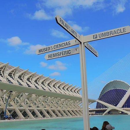 Valencia Las Artes Y Ciencias + Garaje + Netflix Buitenkant foto