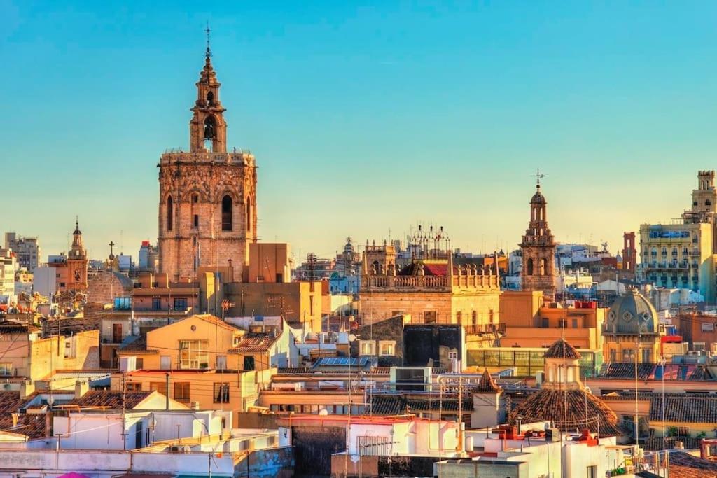 Valencia Las Artes Y Ciencias + Garaje + Netflix Buitenkant foto